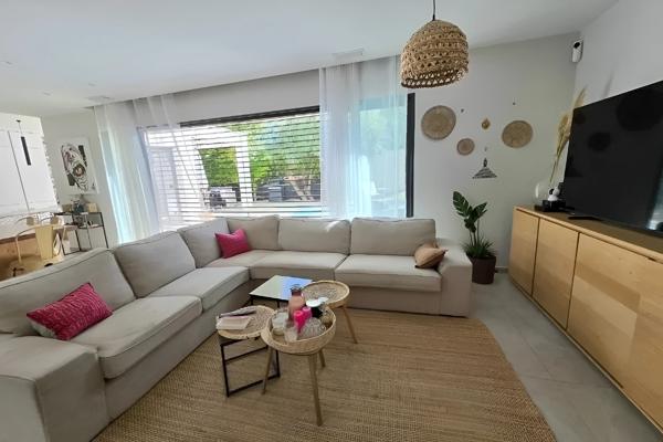 Chateau gombert (13013) MAISON CONTEMPORAINE DE 2021 - GARANTIE DECENNALE - PISCINE - PRESTATIONS HAUT DE GAMME