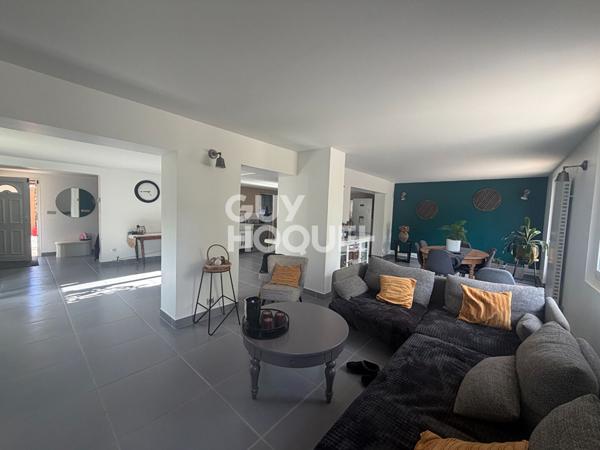 Maison 5 pièce(s) 160 m2 sur un terrain de 484m² à Veneux-les-Sablons