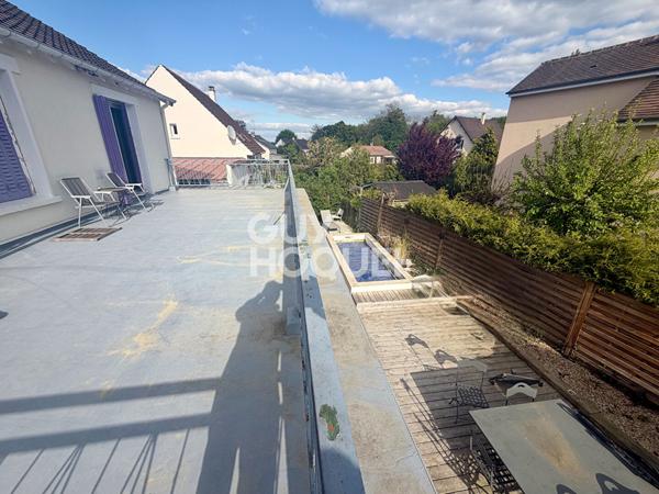 Maison  5 pièce(s) 160 m2 sur un terrain de 484m² à Veneux-les-Sablons