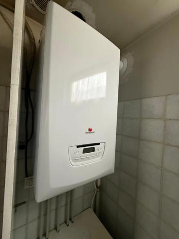 Immeuble comprenant dépôts