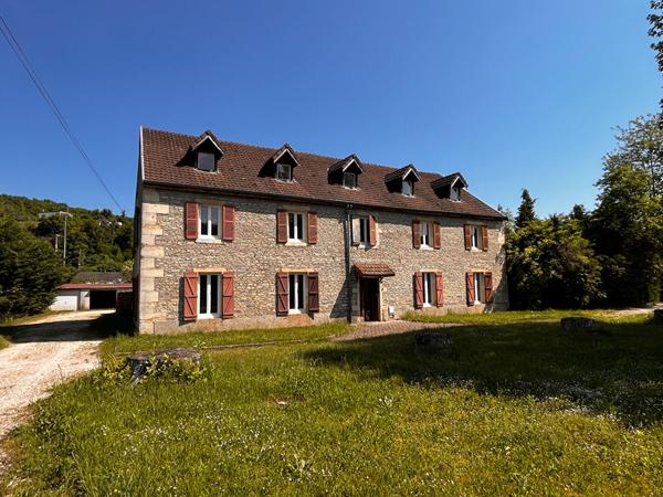 Immeuble en pleine propriété à Velars sur Ouche !