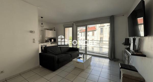 Location Appartement 2 pièces 48.37 m² - Villeurbanne 69100