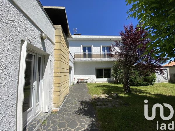 Maison à vendre 6 pièces 136 m² Pineuilh