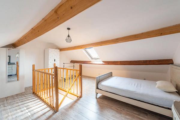 Maison à vendre 10 pièces 152m² Saint-Amand-les-Eaux (59230)