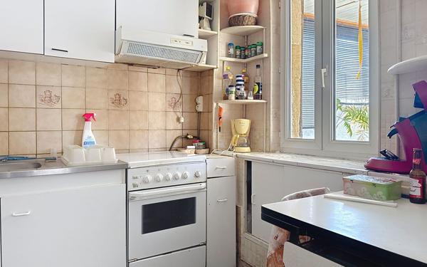 Maison à vendre    5 pièces •  Druelle