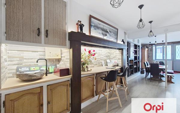 Maison à vendre    5 pièces •  Terrasson-Lavilledieu