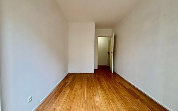 Appartement à vendre    3 pièces • 60 m2 Montévrain