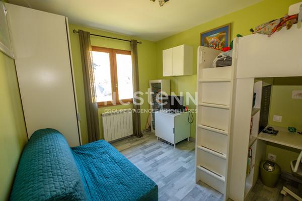 PROCHE AUZAT MAISON PLAIN PIED TYPE 4 sur 1226 M2 de terrain