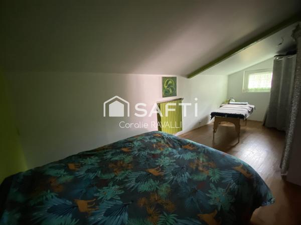 Maison familiale avec piscine récente cadre paisible sans vis à vis