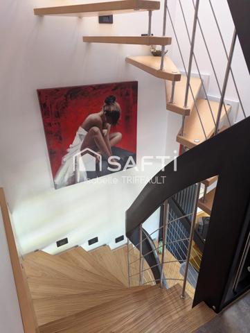 CAUDAN - Maison de 197 m2 rénovée avec goût !