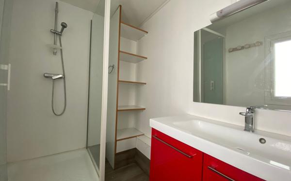 Appartement à louer    2 pièces • 68,56 m2 La Rochelle