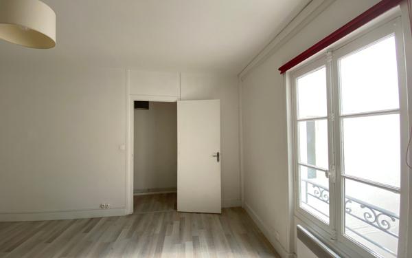 Appartement à louer    2 pièces • 68,56 m2 La Rochelle