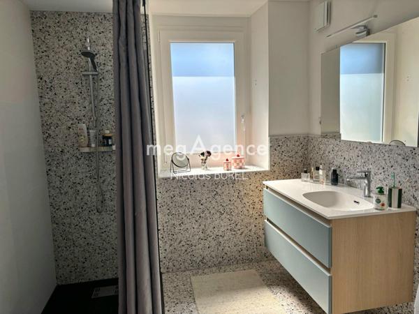 Maison à LA BACONNIERE, 53240 - 6 pièces 140m²