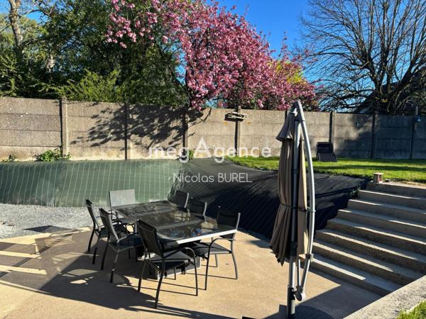 Maison à LA BACONNIERE, 53240 - 6 pièces 140m²