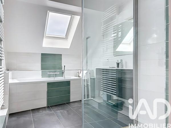 Maison à vendre 8 pièces 189 m² Pontault-Combault