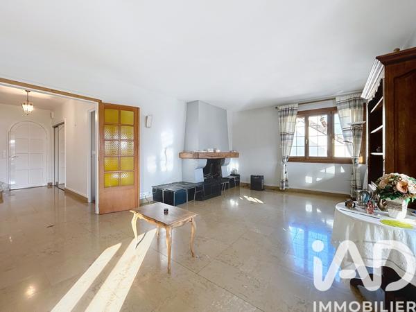 Maison à vendre 8 pièces 189 m² Pontault-Combault