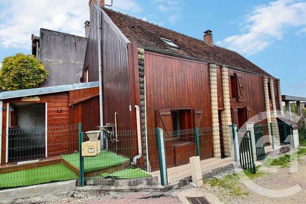 Maison à vendre  4 pièces - 74 m2 LA FERTE GAUCHER - 77