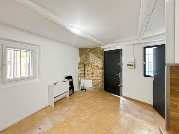 À louer - Studio meublé 17 m² en plein coeur de Pertuis