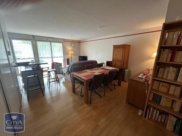 Appartement à louer 4 pièces 87.26m² Limoges (87000)