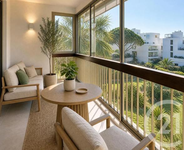 Appartement F1 à vendre  1 pièce - 32,32 m 2   MANDELIEU LA NAPOULE  - 06