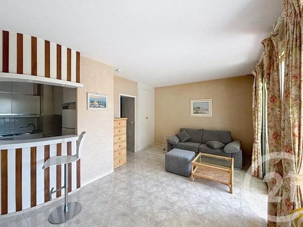 Appartement F1 à vendre  1 pièce - 32,32 m 2   MANDELIEU LA NAPOULE  - 06