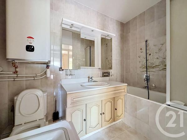 Appartement F1 à vendre  1 pièce - 32,32 m 2   MANDELIEU LA NAPOULE  - 06