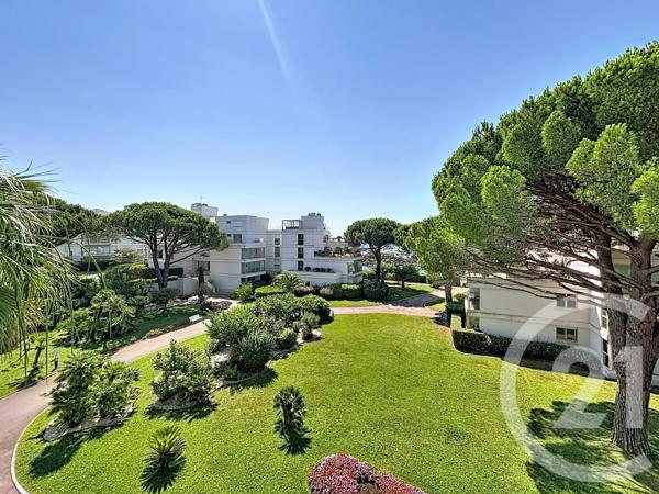 Appartement F1 à vendre  1 pièce - 32,32 m 2   MANDELIEU LA NAPOULE  - 06