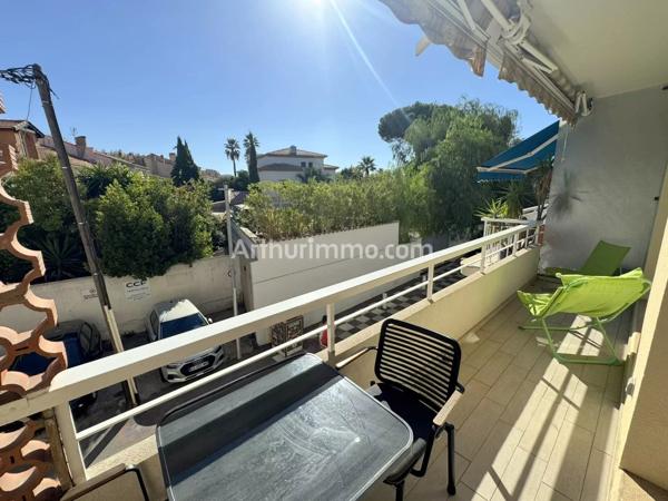 Vente                                                      Appartement
                        
                     2 pièces                      51 m2                     à Sainte-Maxime