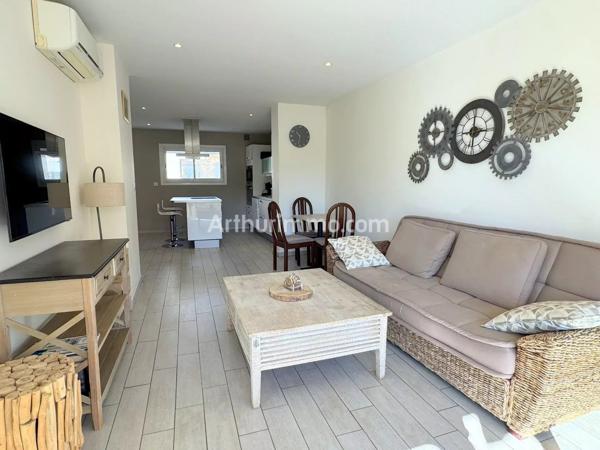 Vente                                                      Appartement
                        
                     2 pièces                      51 m2                     à Sainte-Maxime