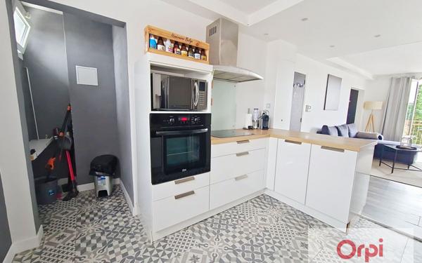 Appartement à louer    3 pièces • 70 m2 Montluçon