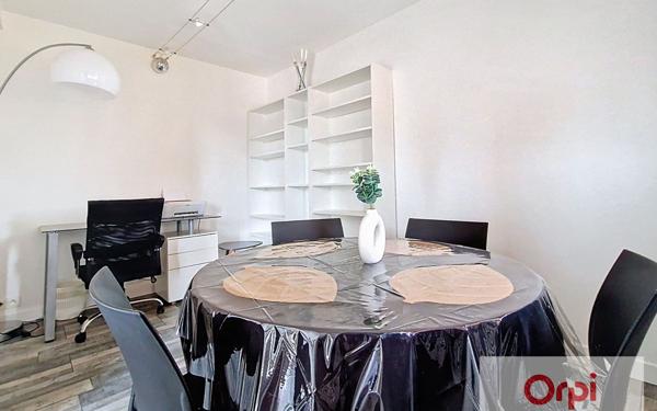 Appartement à louer    3 pièces • 70 m2 Montluçon