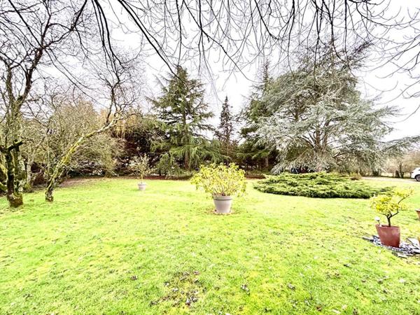 Maison de campagne 15 min d'Angers 6 pièce(s) 175 m2