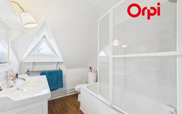 Maison à vendre    5 pièces •  Bernay