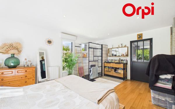 Maison à vendre    5 pièces •  Bernay