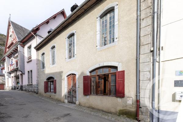 Maison à vendre  6 pièces - 182,04 m2 SARRANCOLIN - 65