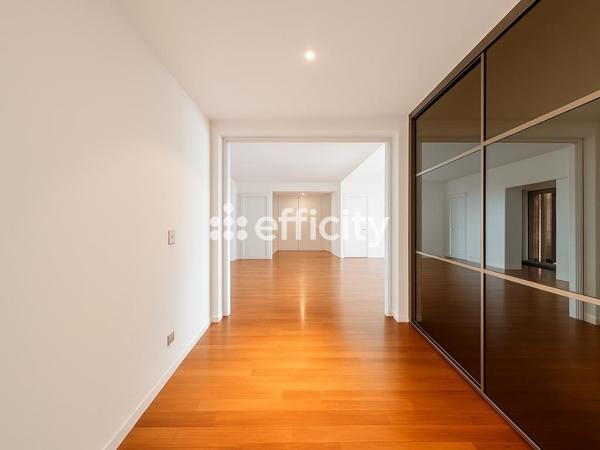 Appartement 7 pièces - 179 m² Bien prestige