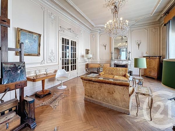 Appartement F6 à vendre  5 pièces - 188,42 m 2   LYON  - 69007