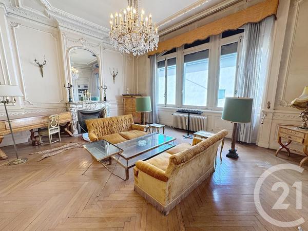 Appartement F6 à vendre  5 pièces - 188,42 m 2   LYON  - 69007