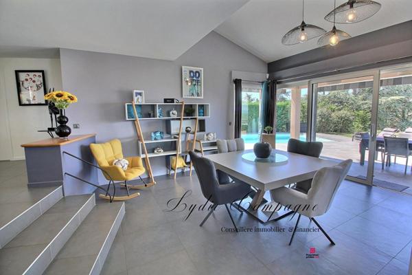 Demeure de prestige Saint Galmier 9 pièce(s) 255 m2