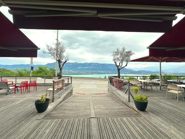 Locaux commerciaux, murs à vendre BOURDEAU (73), restaurant 160m2 à rénover avec logement 90m2