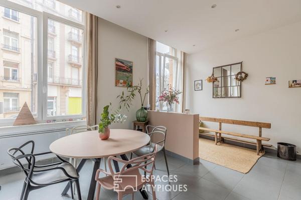 Duplex de caractère avec toit-terrasse à quelques pas de la gare