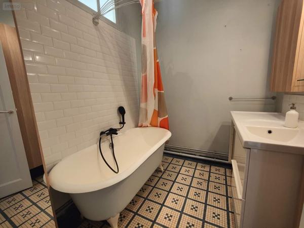 Appartement à vendre à Rennes en Ille-et-Vilaine (35000), ref : 097/2761   
RENNES-GARE