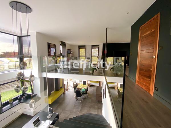 Maison 5 pièces - 270 m² Bien prestige