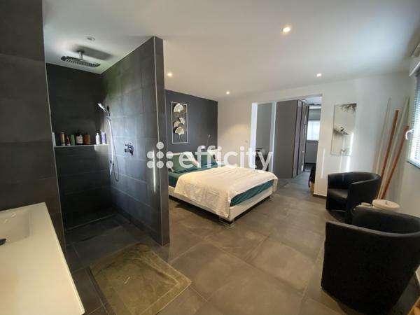 Maison 5 pièces - 270 m² Bien prestige