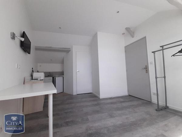 Location appartement Roanne (42300) 1 pièce 15.86m²