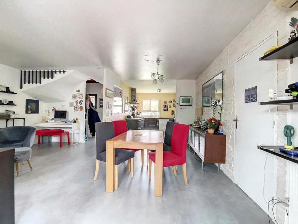 Maison 121 m² rénovée, calme, proche commodités