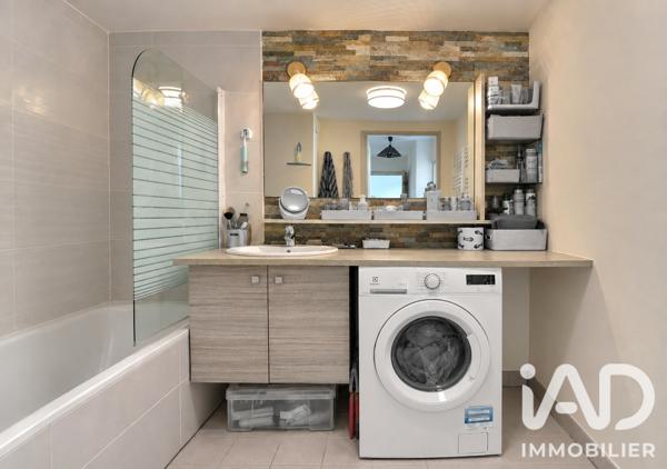 Appartement à vendre 3 pièces 61 m² Marseille 16