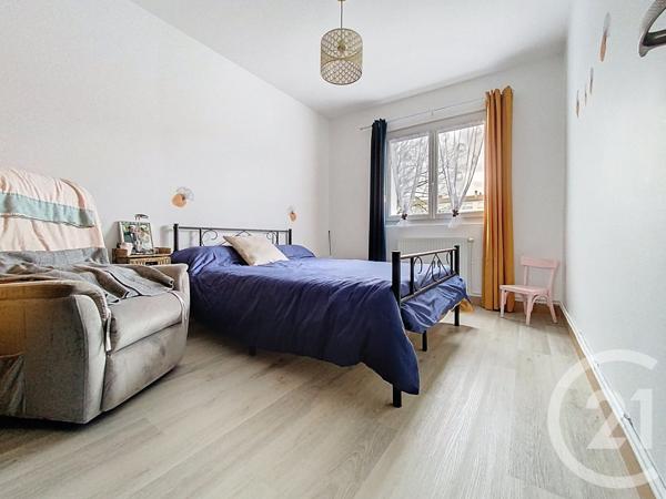 Appartement F3 à vendre  4 pièces - 68,32 m2 ROCHEFORT - 17