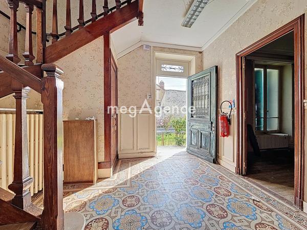 Immeuble à FLINS-SUR-SEINE, 78410 - 149m²