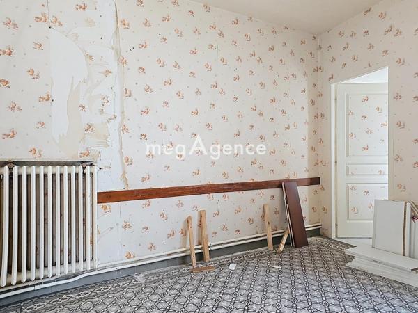 Immeuble à FLINS-SUR-SEINE, 78410 - 149m²